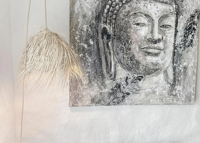 Ressourçant Dans Un Cadre Paisible Et - 5 Médis